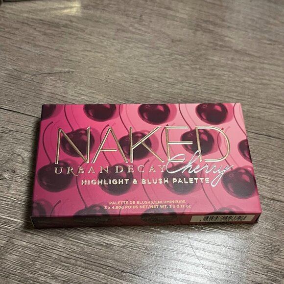 Urban Decay NAKED CHERRY Golden Light Highlighter Tan Blush Palette - Picture 3 of 4
